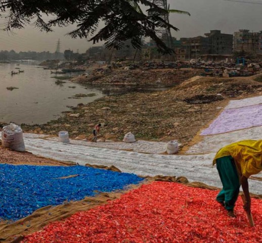 Как в Индии решают проблему пластика
