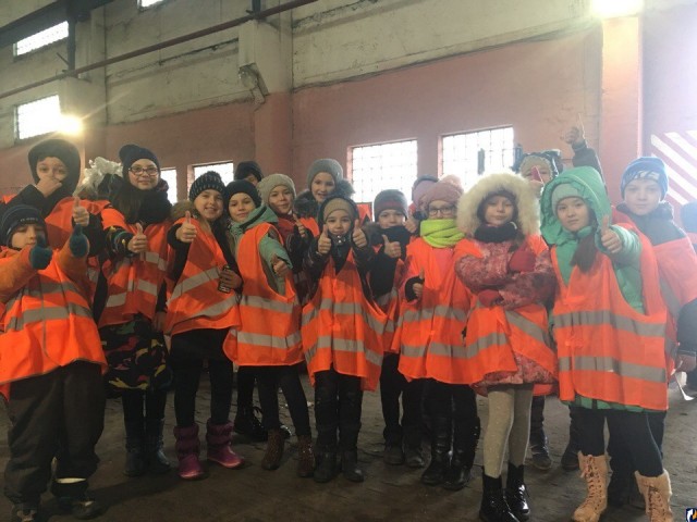 Псковские школьники посещают экскурсии на мусороперерабатывающем комплексе