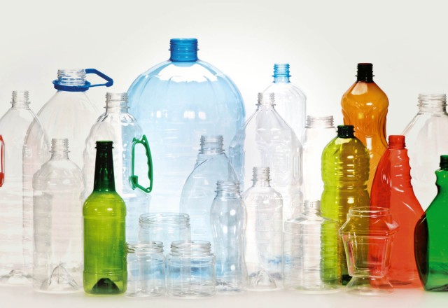 Как утилизировать пластиковые бутылки и другие изделия из ПЭТ